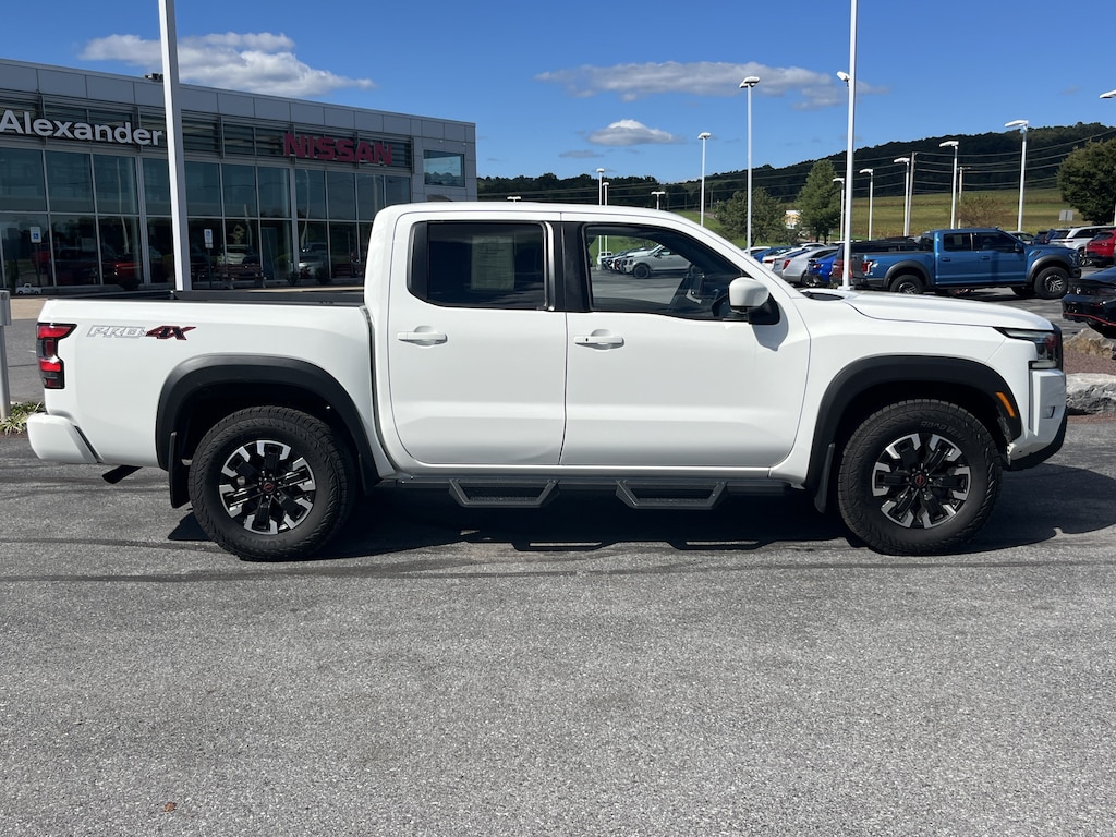 Used 2023 Nissan Frontier PRO-4X Truck Crew Cab