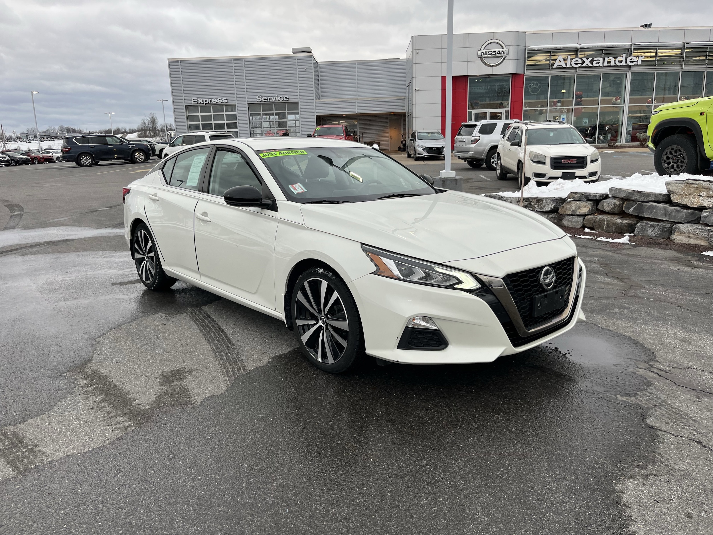 2019 Nissan Altima SR