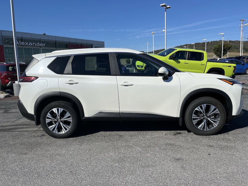 Used 2023 Nissan Rogue SV SUV
