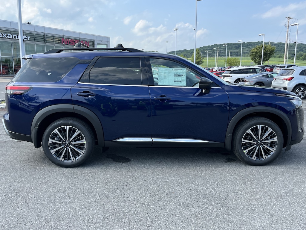 New 2026 Nissan Pathfinder Platinum SUV