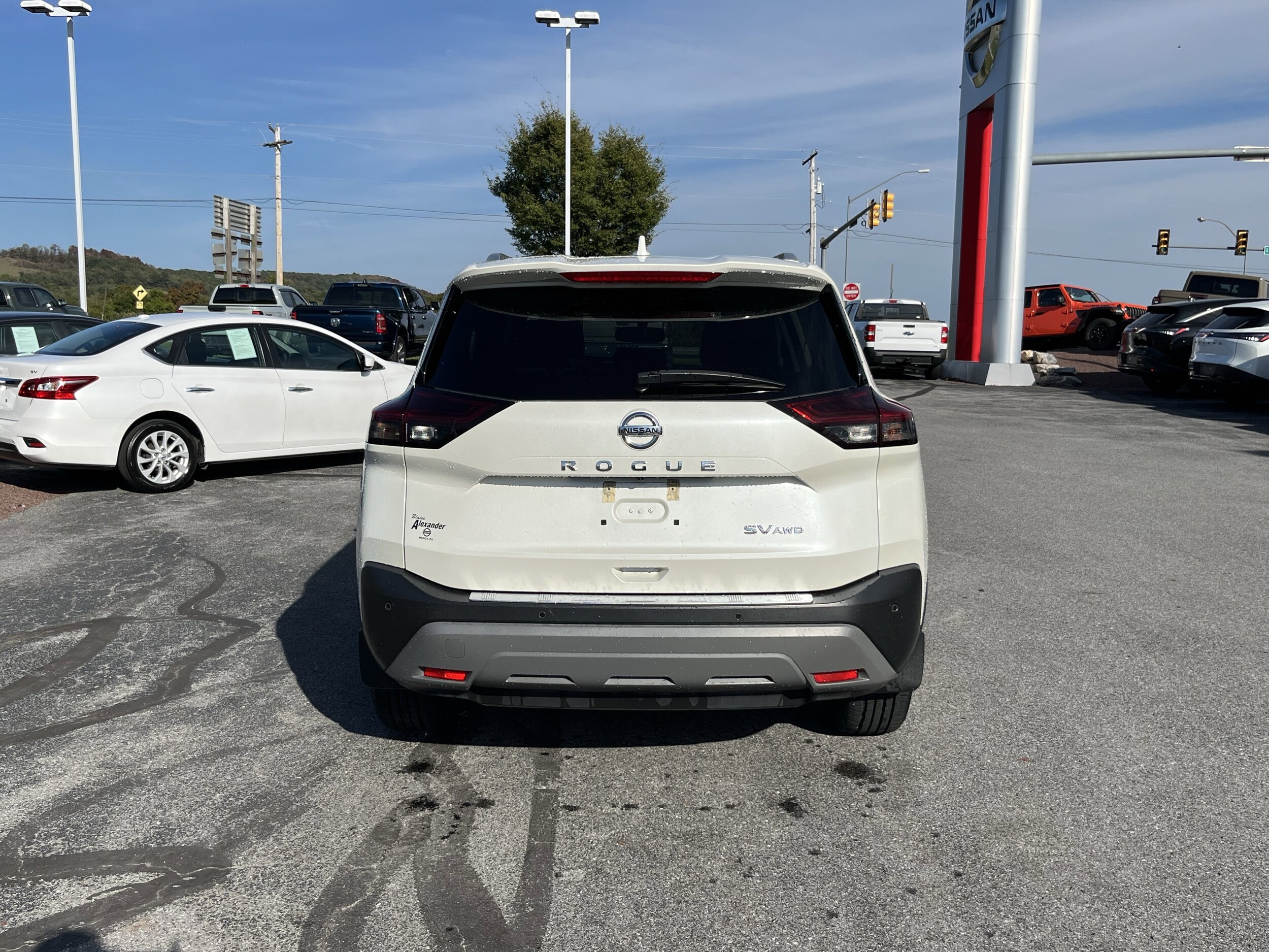 2021 Nissan Rogue AWD SV photo 4