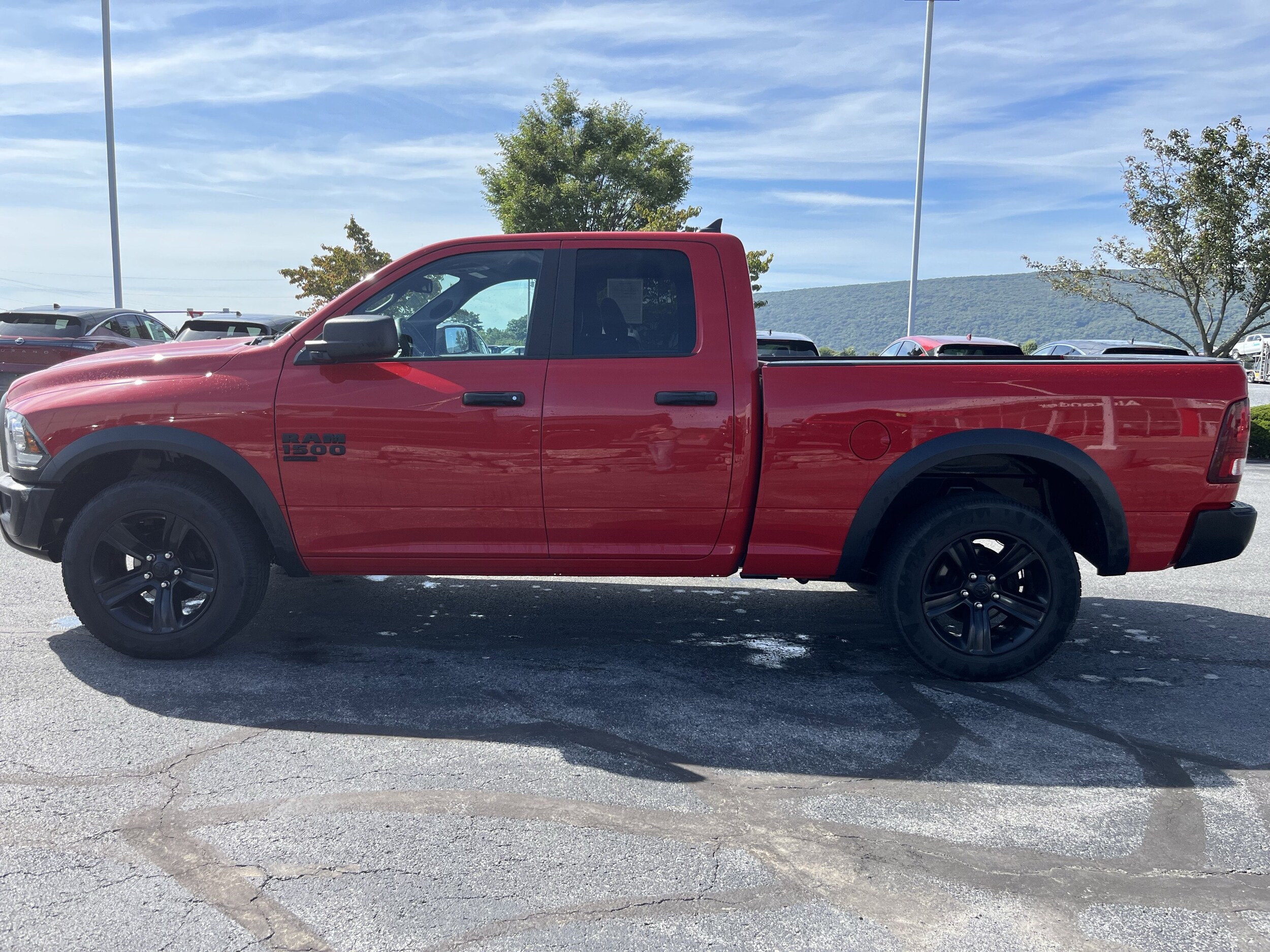 2021 Ram 1500 Classic SLT photo 3
