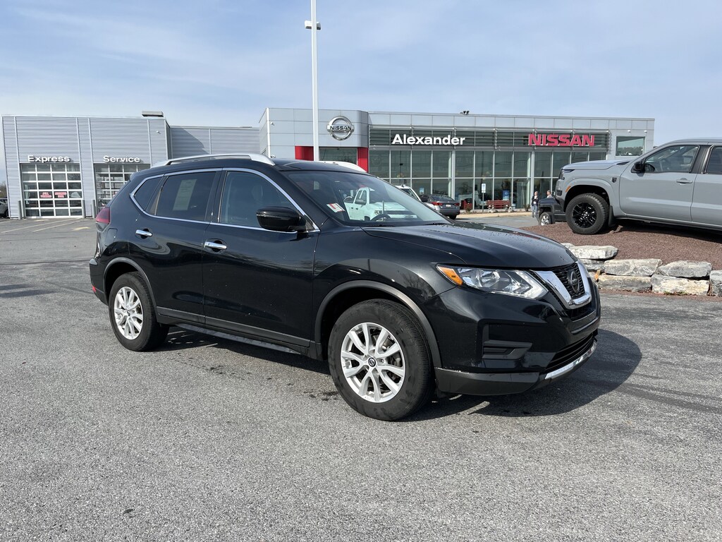 Used 2018 Nissan Rogue SV SUV