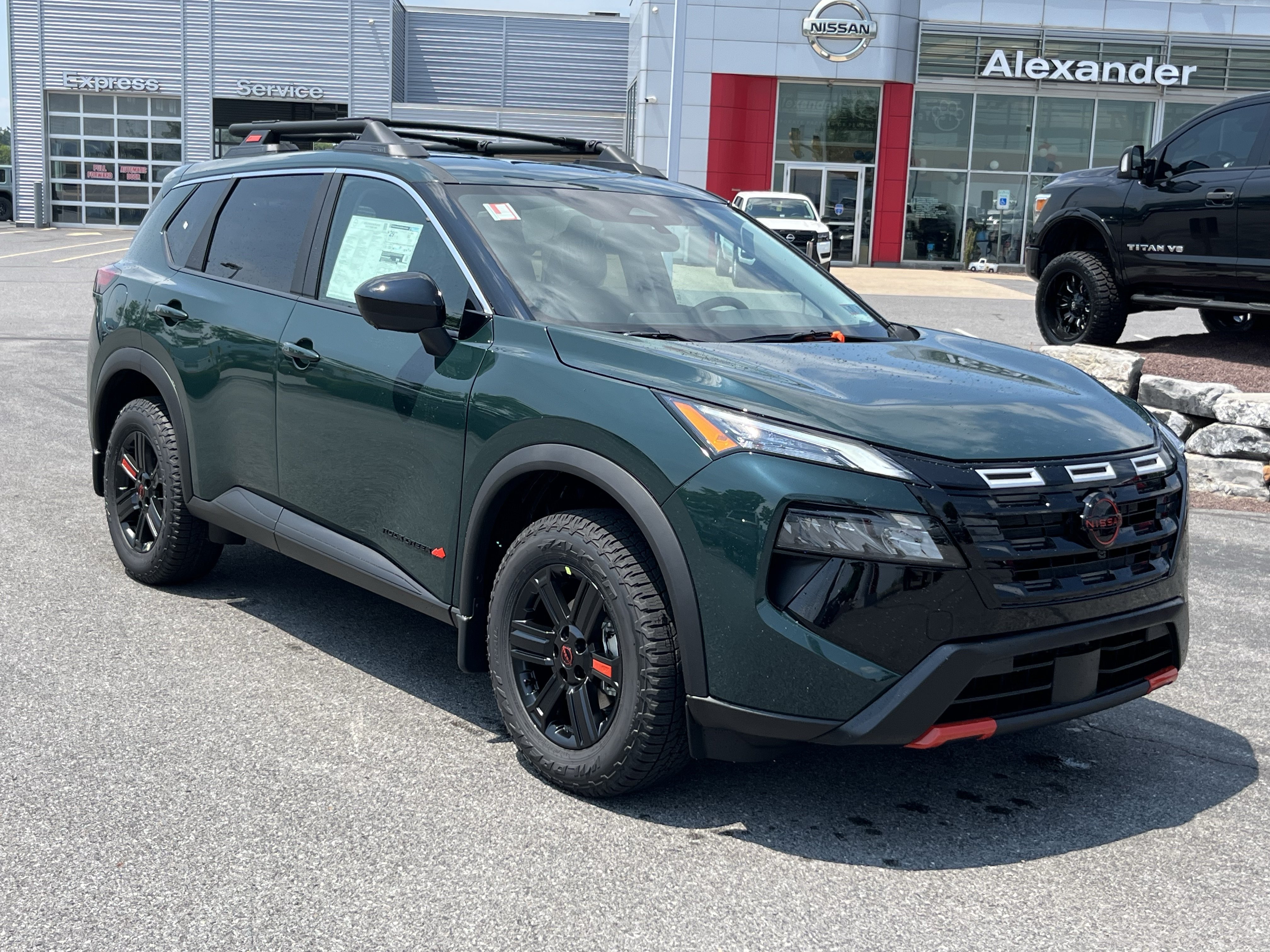  Nissan Rogue