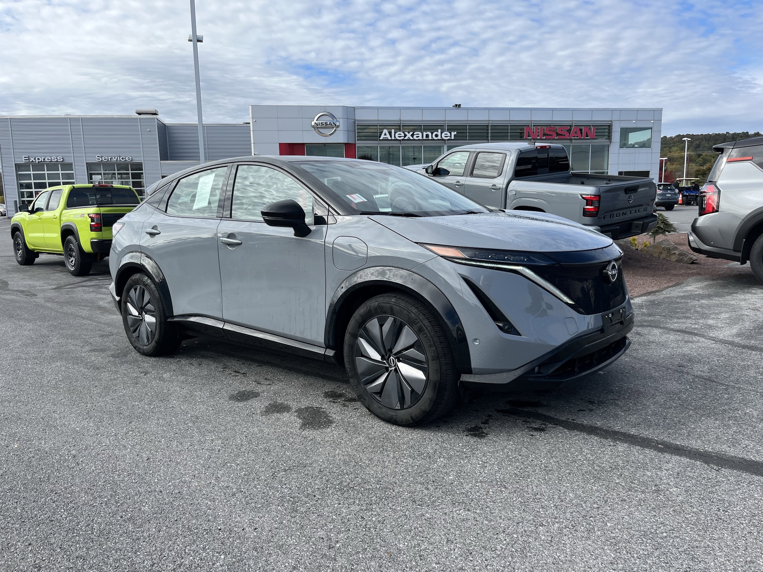 2024 Nissan ARIYA Platinum+'s photo