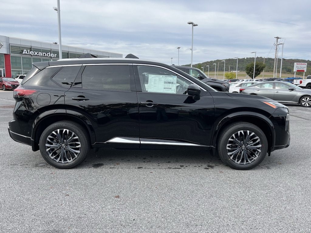 New 2026 Nissan Rogue Platinum SUV