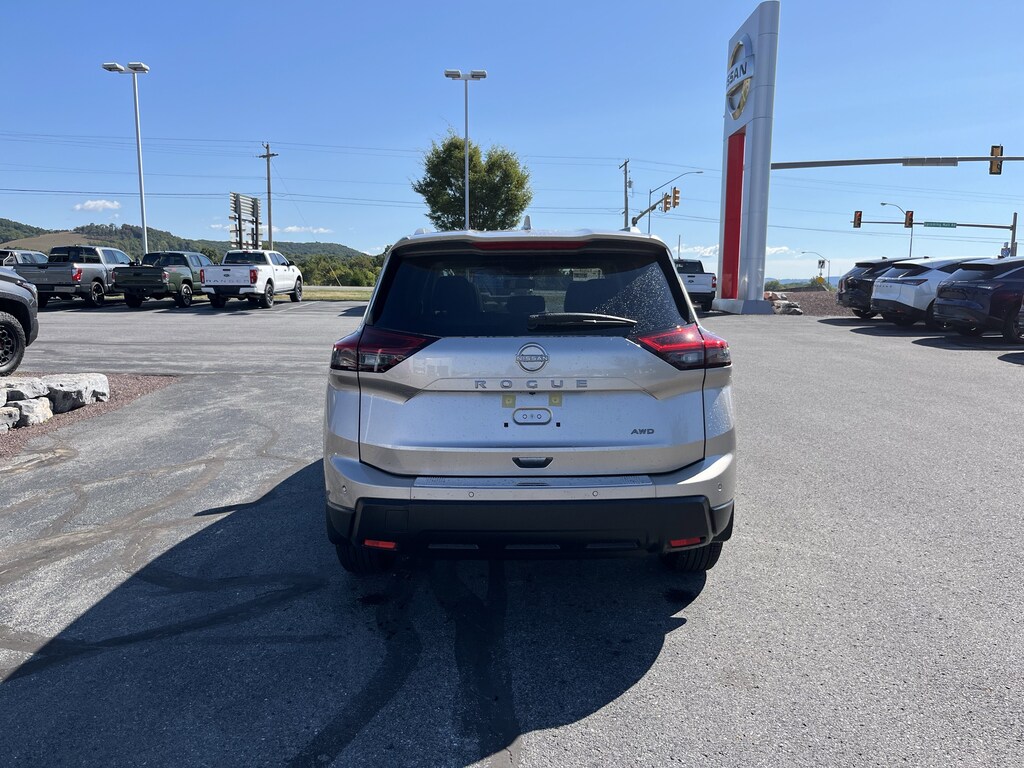 New 2026 Nissan Rogue SV SUV