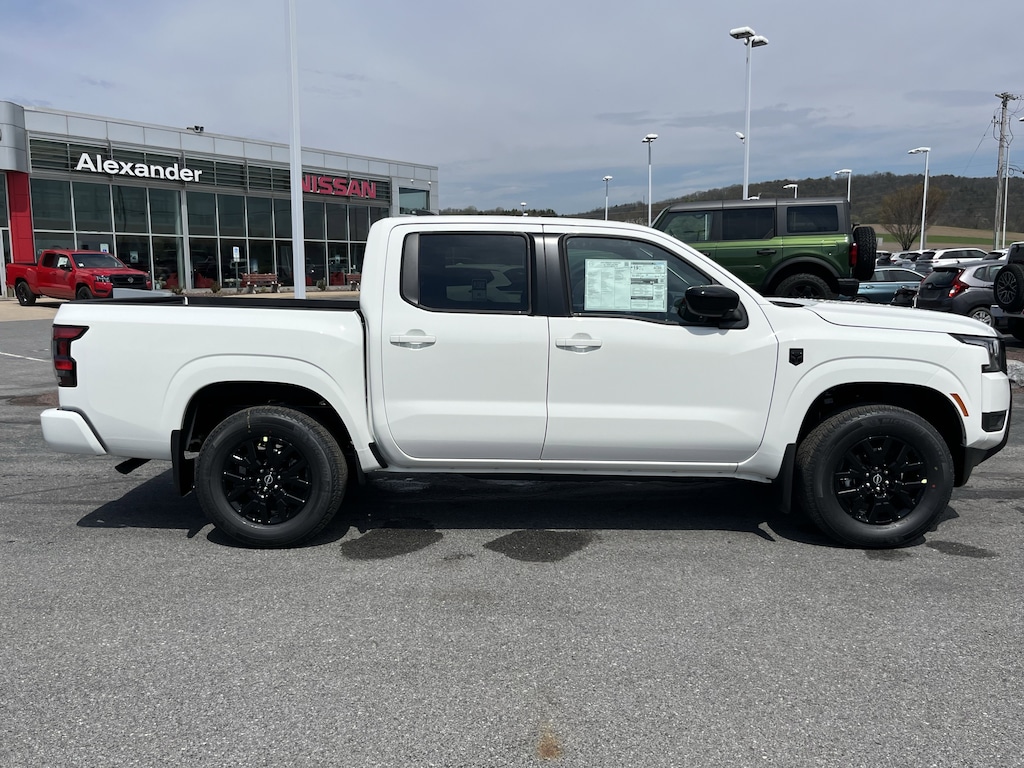 New 2026 Nissan Frontier SV Truck Crew Cab