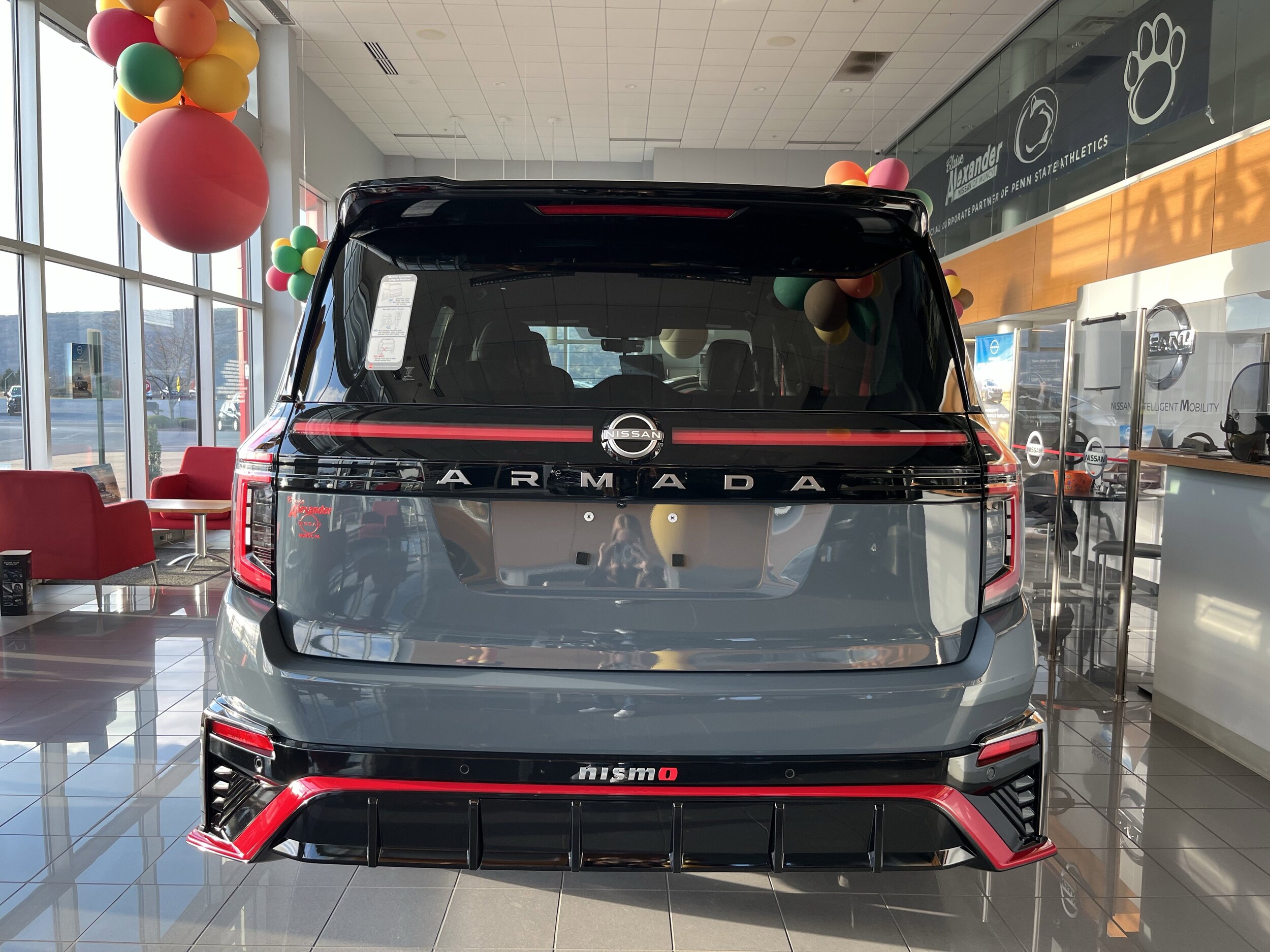 2026 Nissan Armada photo 3