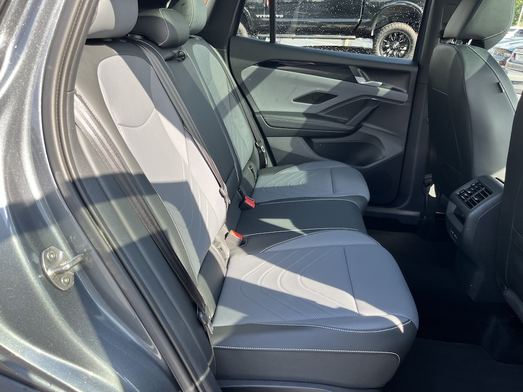 Used 2025 Volkswagen Tiguan 2.0T SE R-Line Black SUV