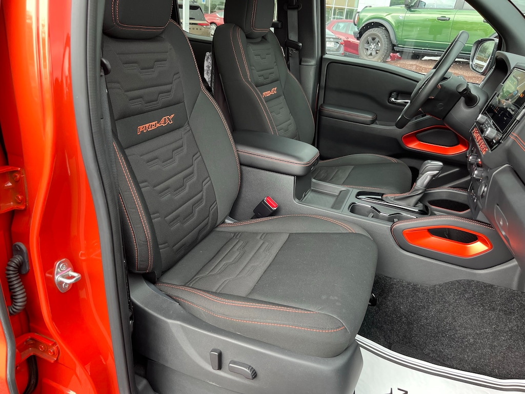 Used 2025 Nissan Frontier PRO-4X Truck Crew Cab