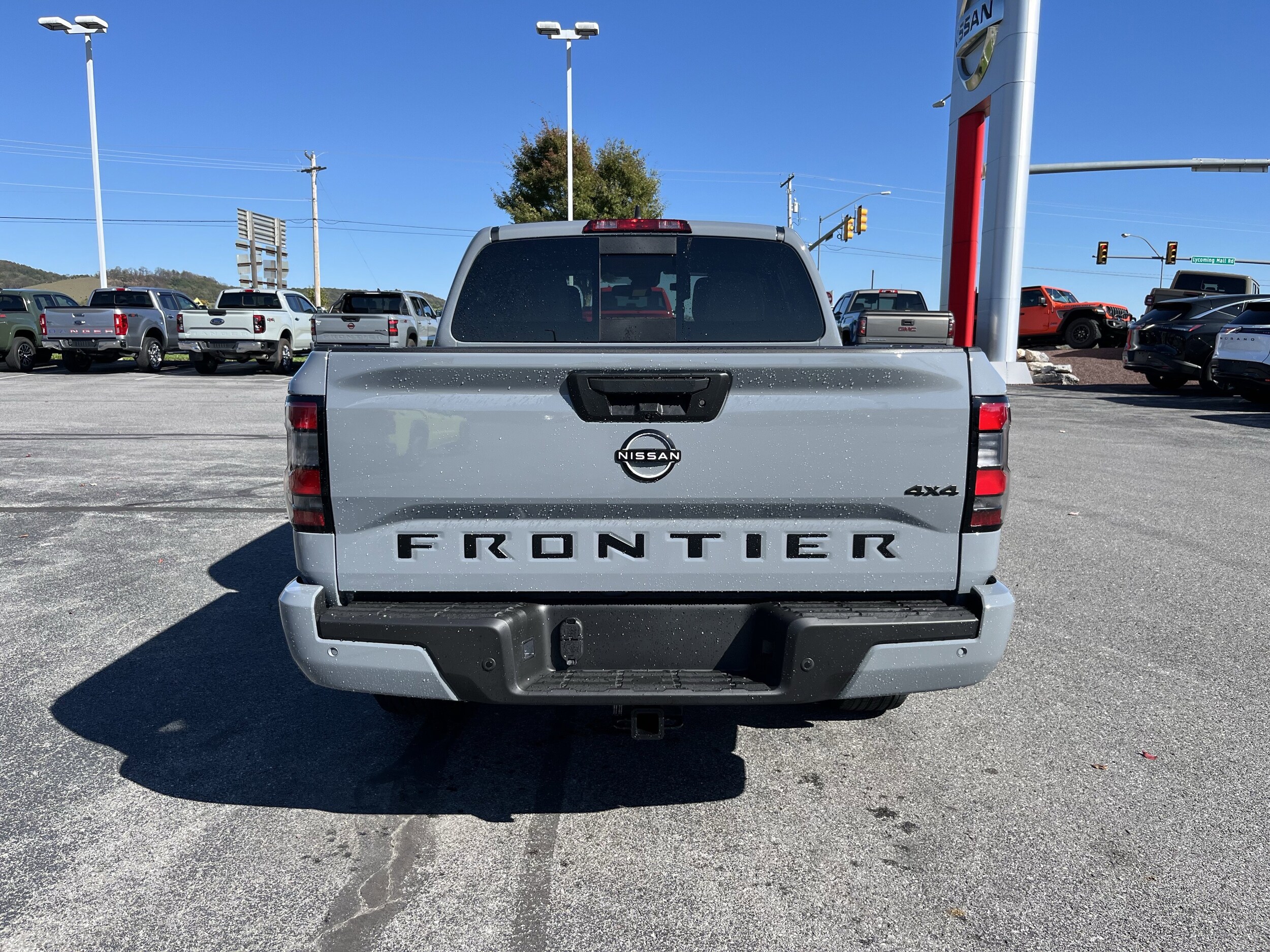 2026 Nissan Frontier SV photo 4