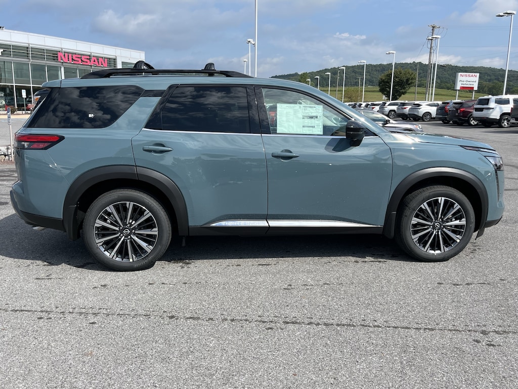 New 2026 Nissan Pathfinder Platinum SUV