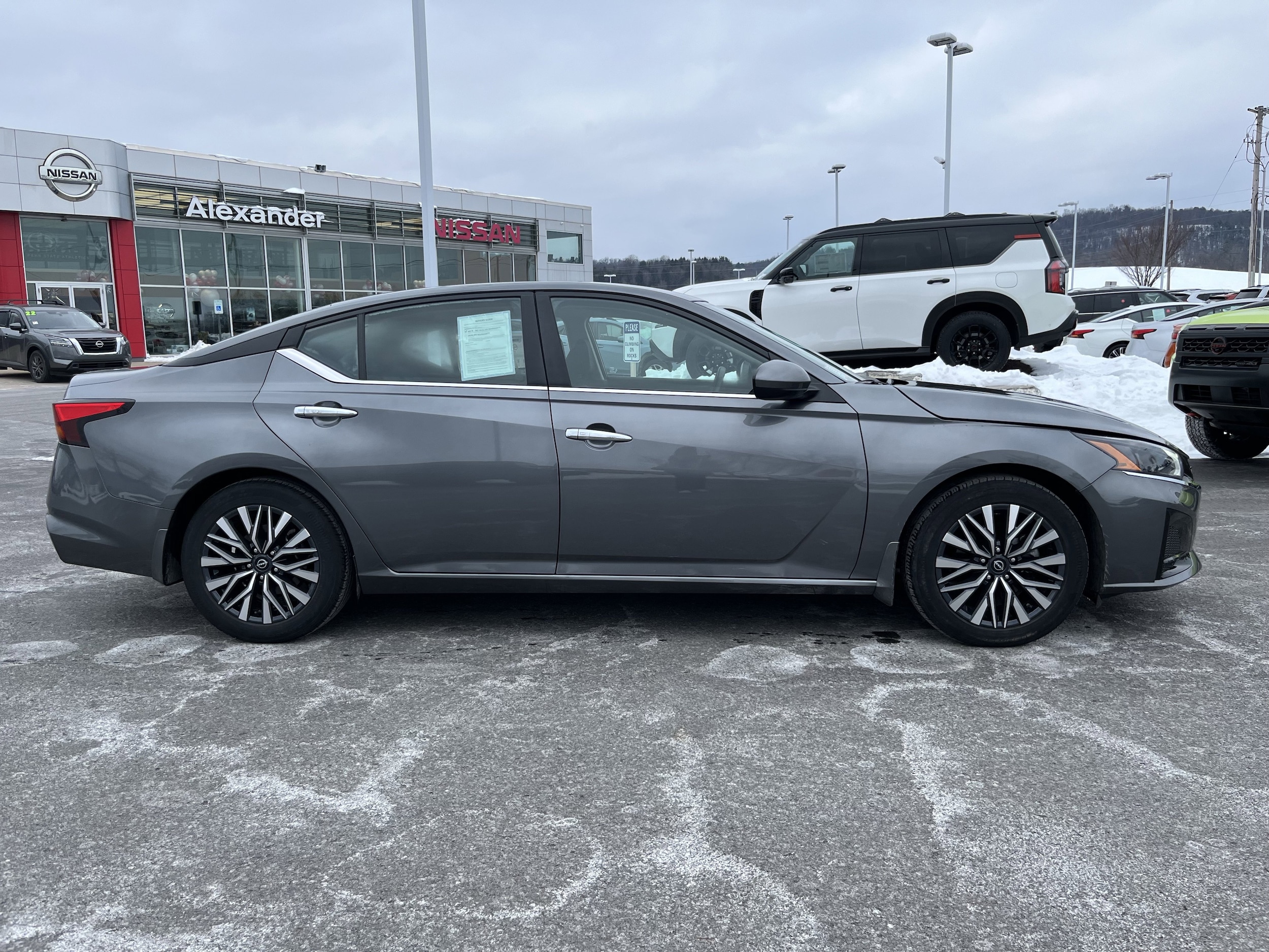 Used 2023 Nissan Altima SV with VIN 1N4BL4DV3PN415071 for sale in Montoursville, PA