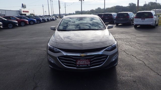 Used 2022 Chevrolet Malibu 1LT with VIN 1G1ZD5ST1NF141320 for sale in Decatur, IL