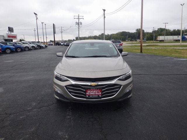 Used 2022 Chevrolet Malibu 1LT with VIN 1G1ZD5ST9NF138410 for sale in Decatur, IL