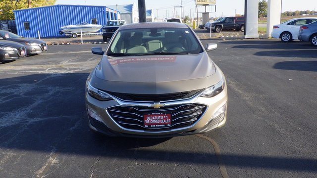 Used 2022 Chevrolet Malibu 1LT with VIN 1G1ZD5ST0NF148436 for sale in Decatur, IL