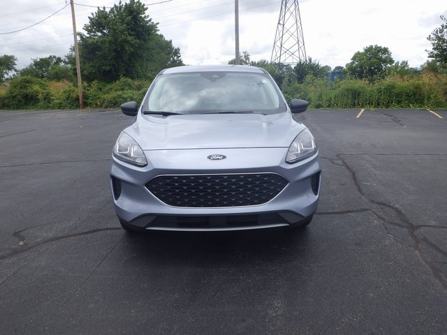 Used 2022 Ford Escape SE with VIN 1FMCU9G68NUA59356 for sale in Decatur, IL