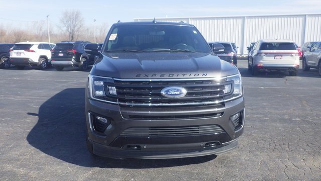 Used 2021 Ford Expedition Limited with VIN 1FMJU2ATXMEA69747 for sale in Decatur, IL