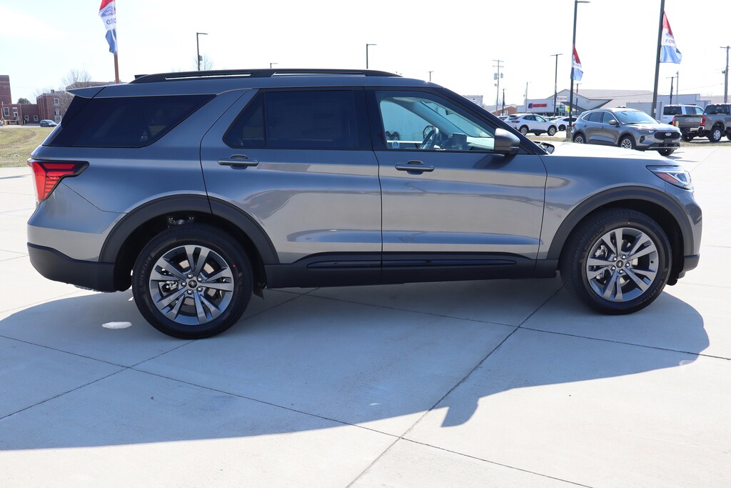 New 2026 Ford Explorer Active w/200A Pkg SUV