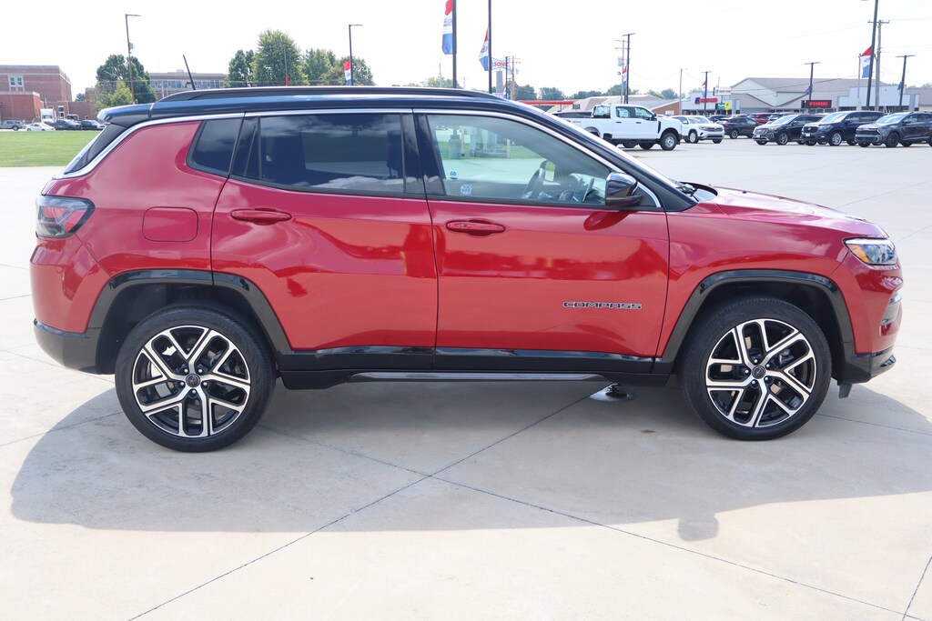 Used 2025 Jeep Compass Limited SUV