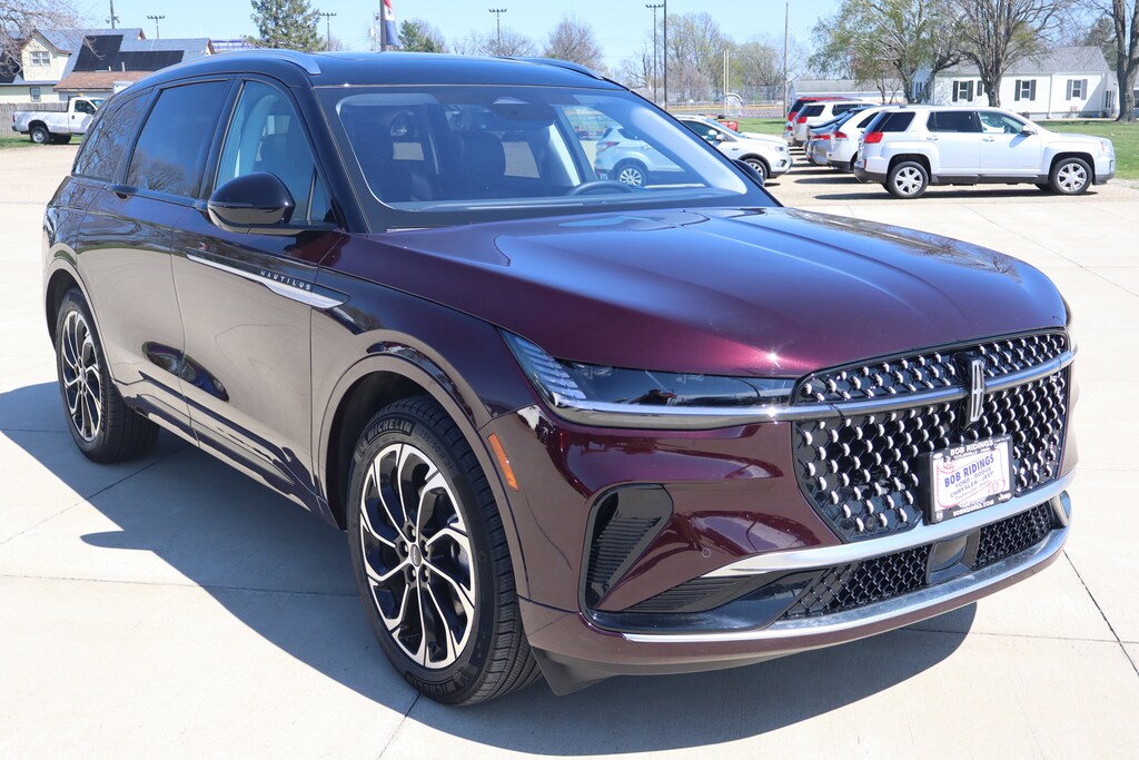 Used 2025 Lincoln Nautilus Reserve SUV