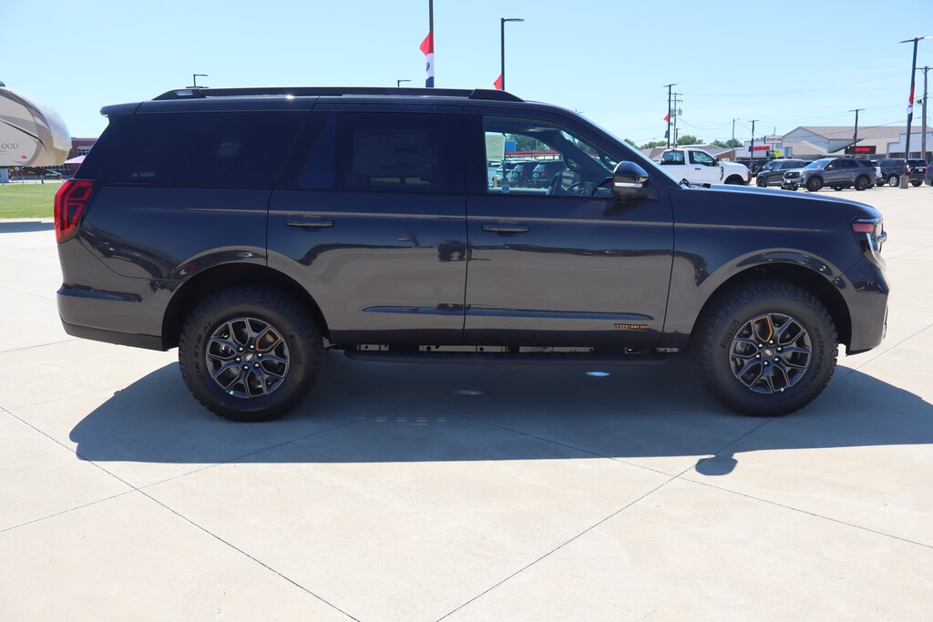 New 2027 Ford Expedition Tremor SUV