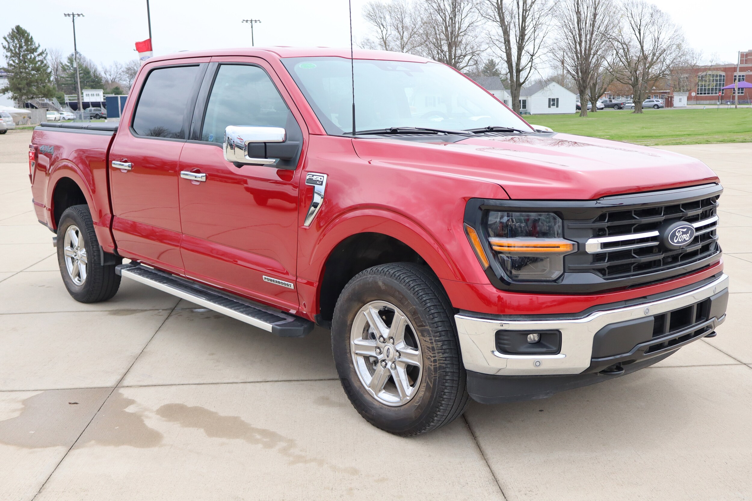 2024 Ford F-150 XLT photo 3