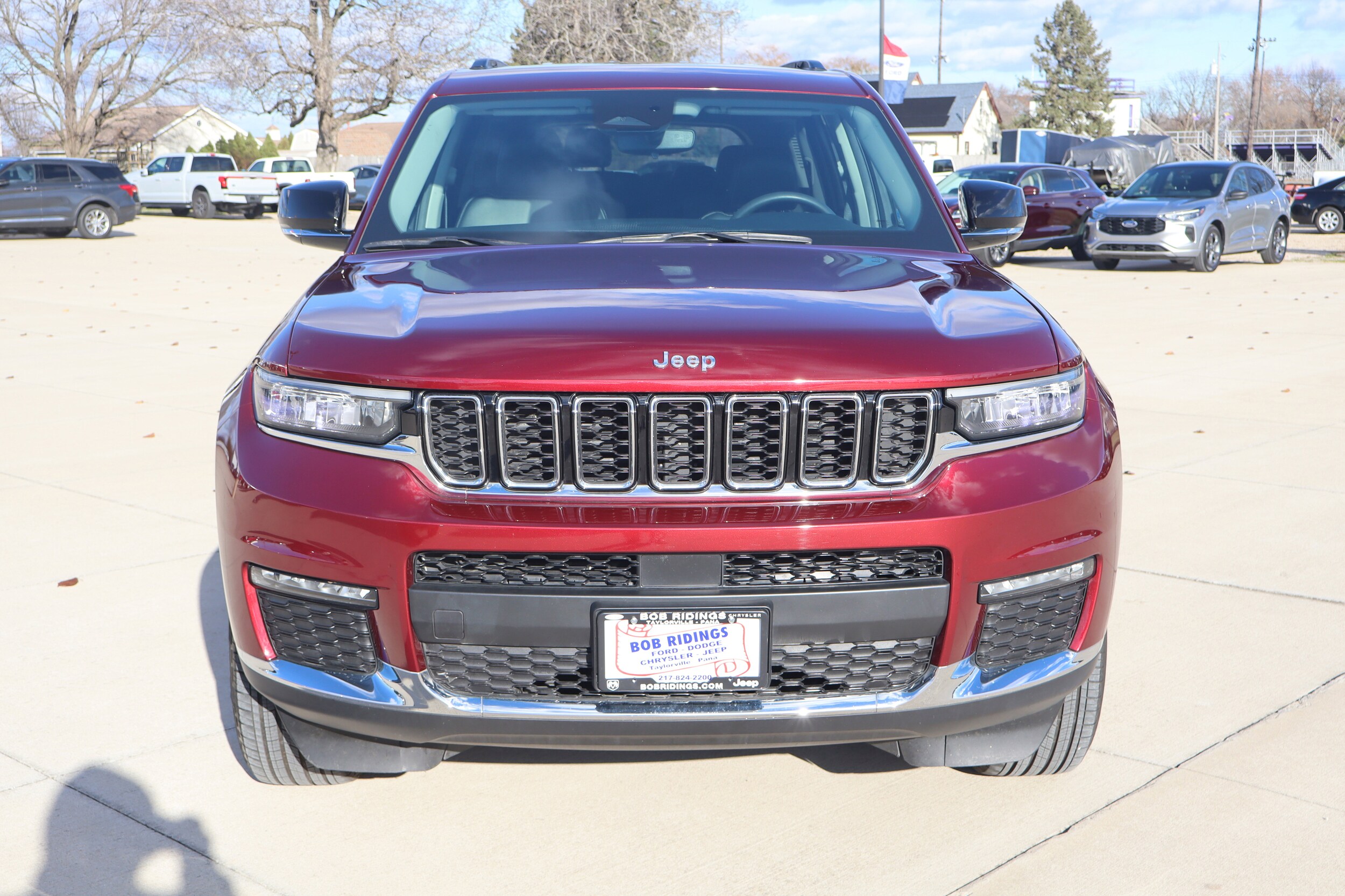 2023 Jeep Grand Cherokee Limited photo 2