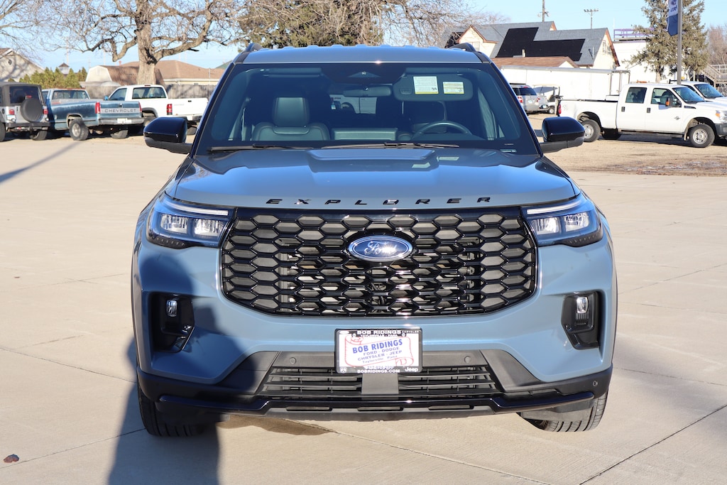 Used 2025 Ford Explorer ST-Line SUV