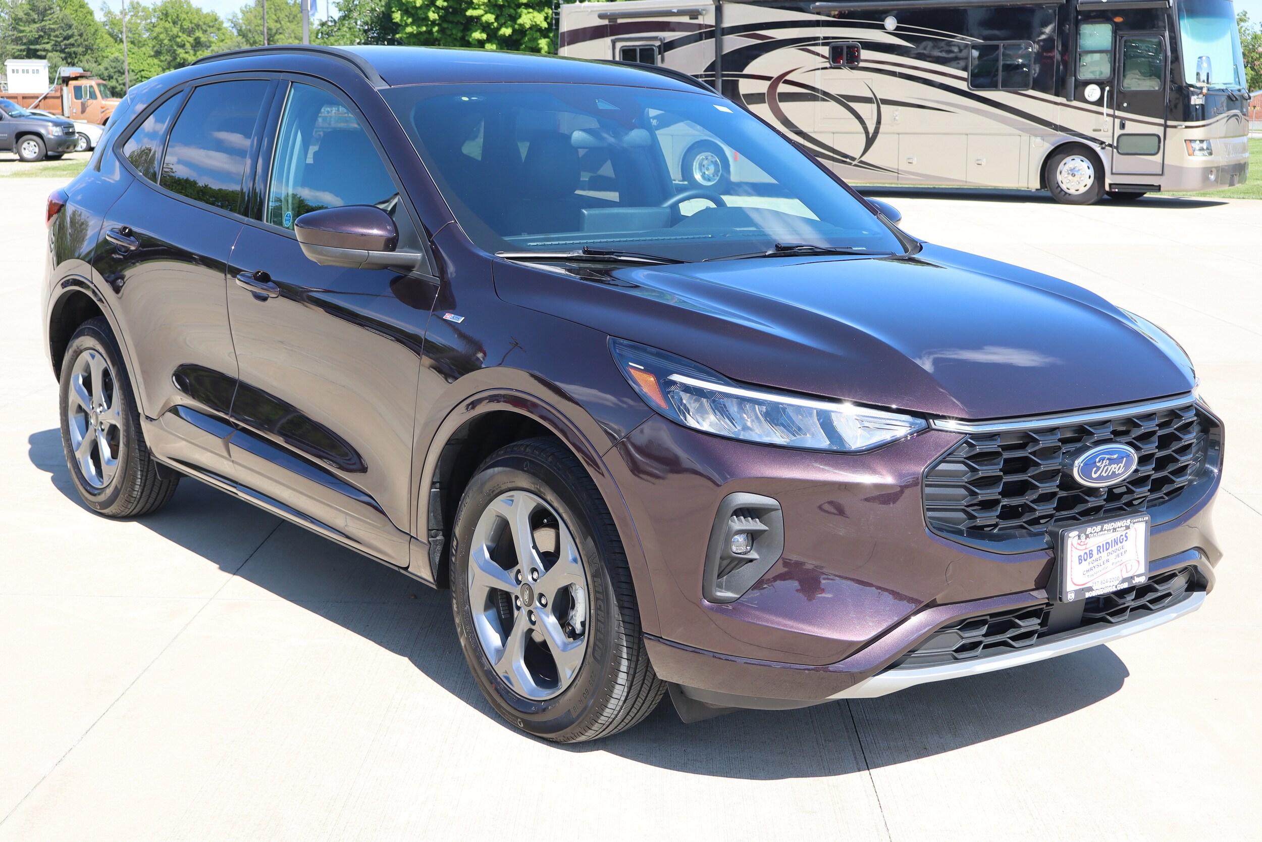 2023 Ford Escape ST-Line Select photo 3
