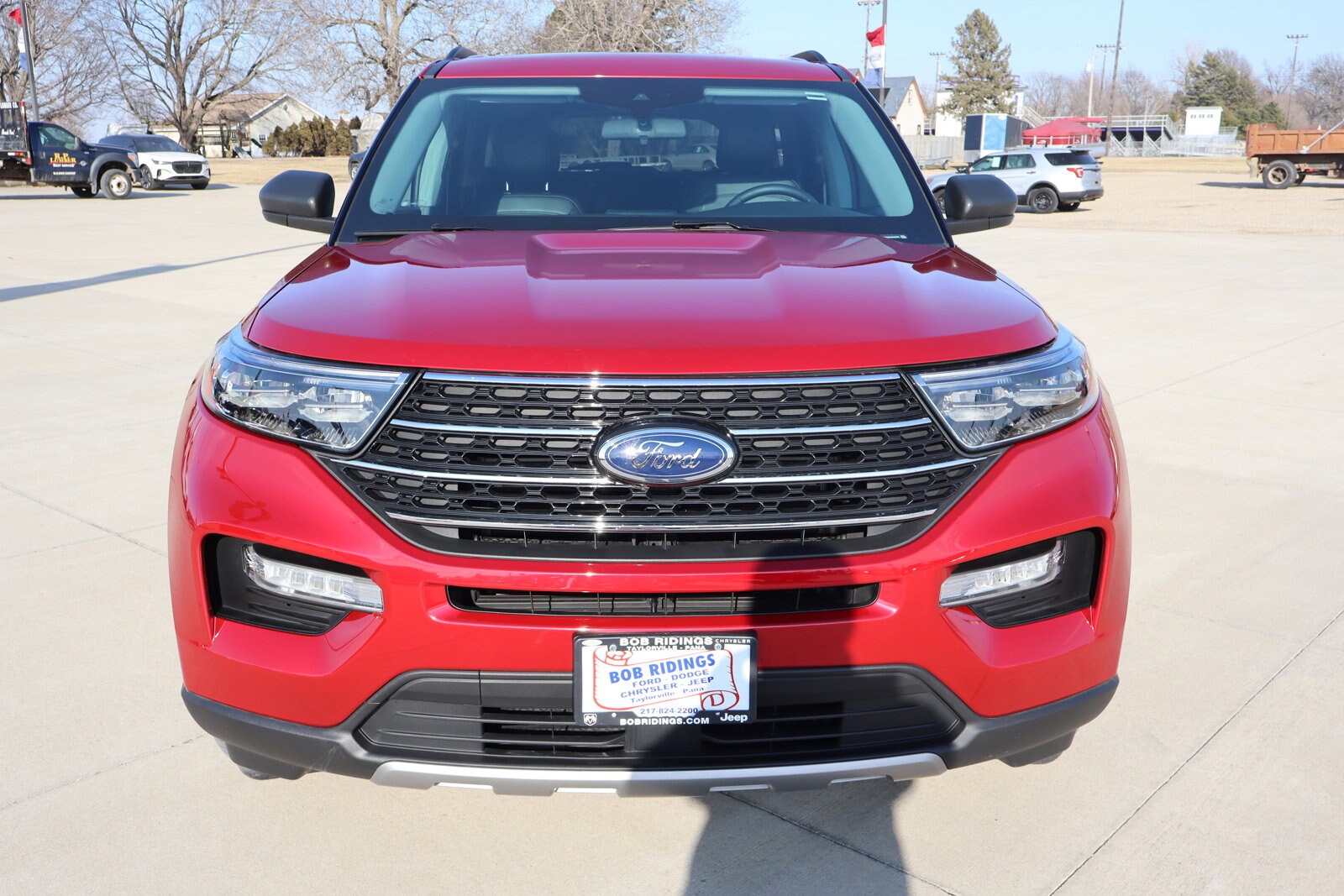 2022 Ford Explorer XLT photo 2