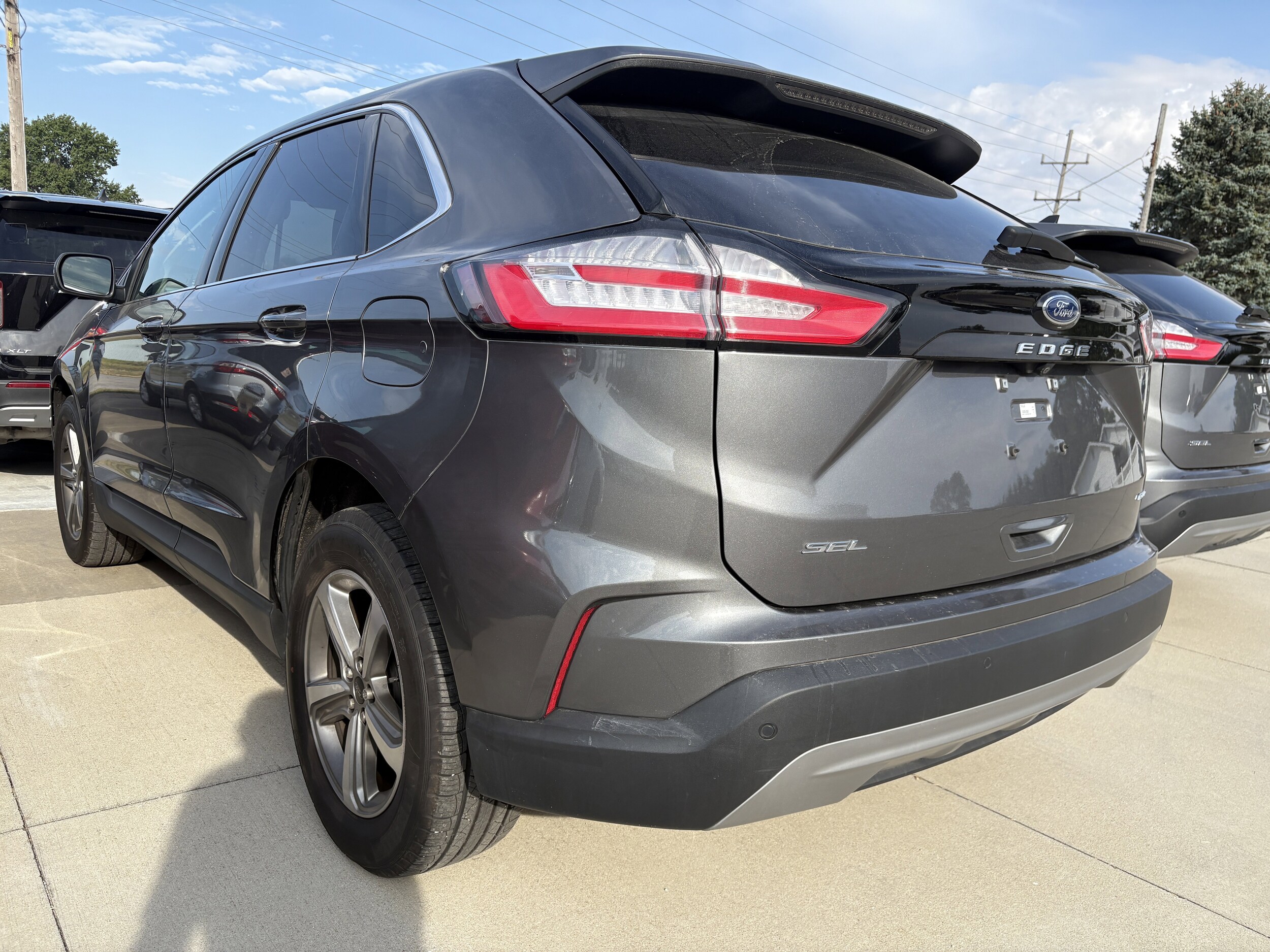 2023 Ford Edge SEL photo 4