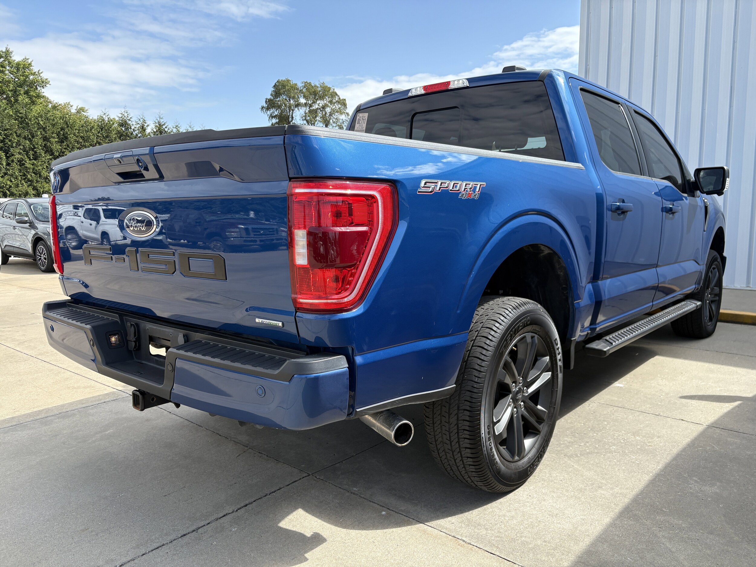 2023 Ford F-150 XLT photo 3