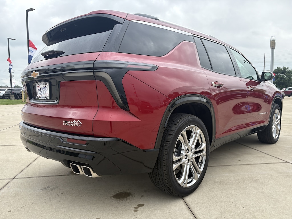 Used 2026 Chevrolet Traverse FWD High Country SUV