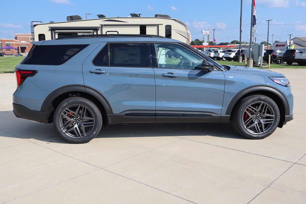 New 2026 Ford Explorer ST-Line SUV