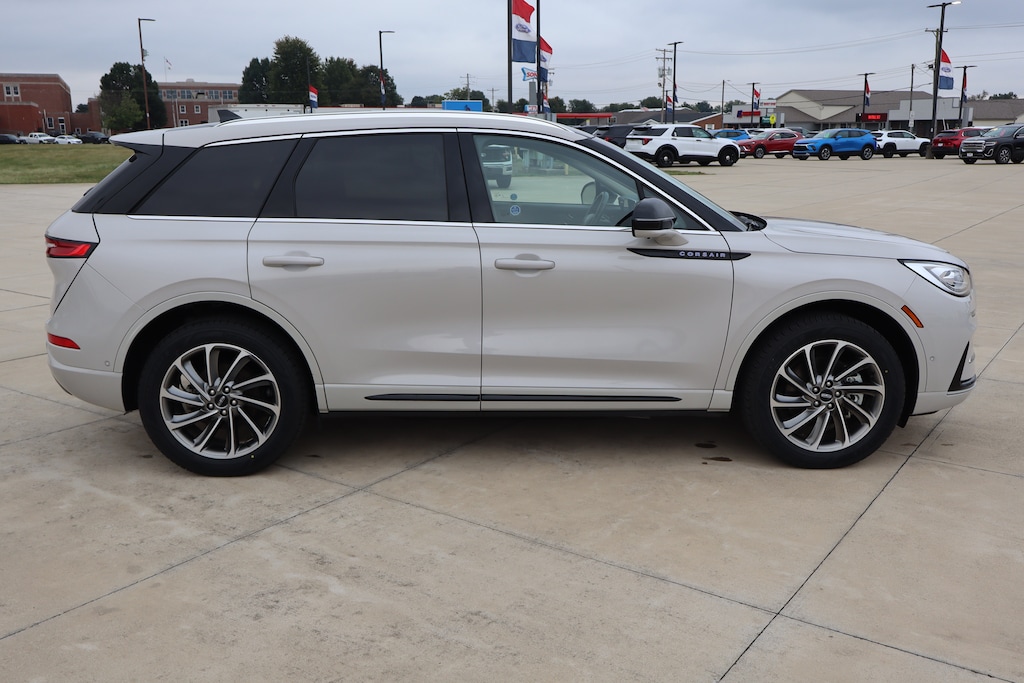 Used 2023 Lincoln Corsair Grand Touring SUV