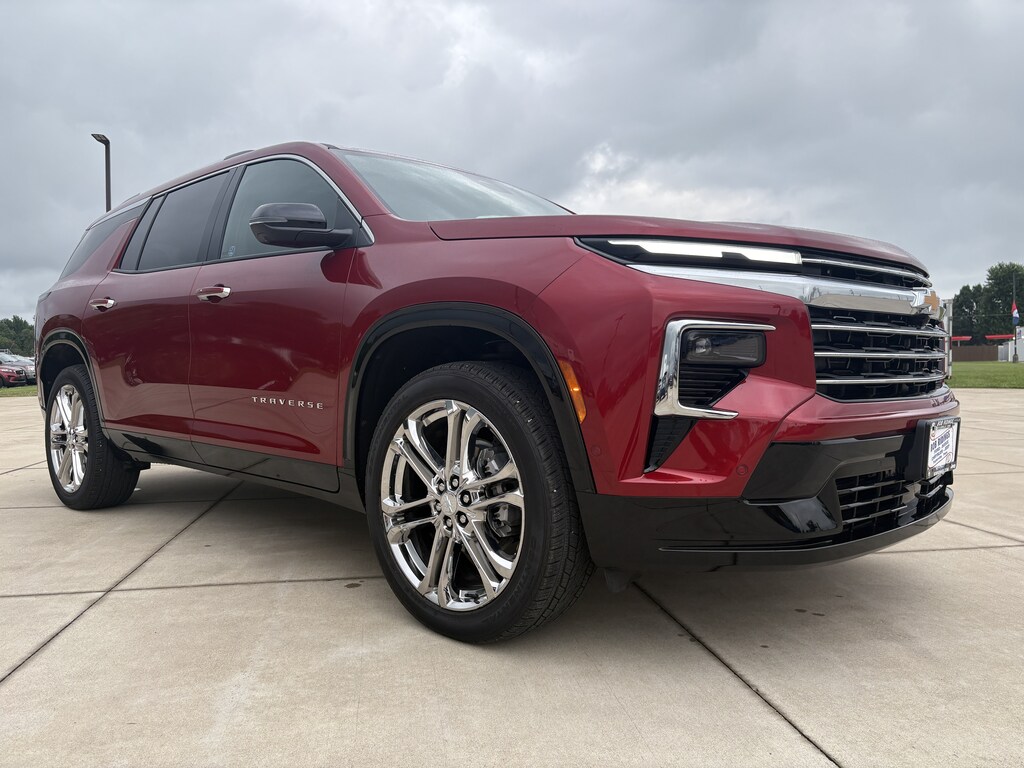 Used 2026 Chevrolet Traverse FWD High Country SUV