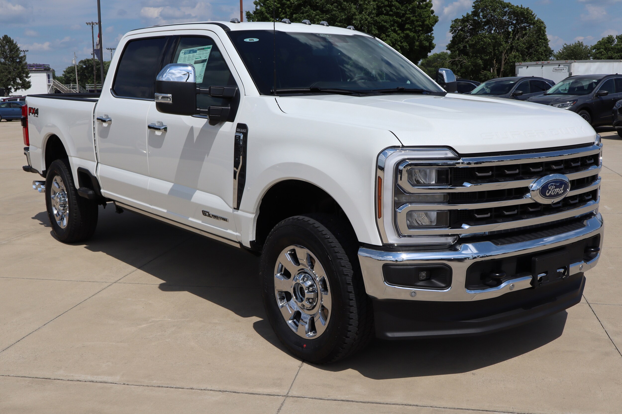 2025 Ford F-350 King Ranch photo 3