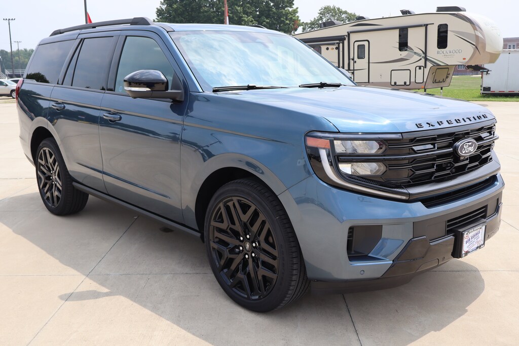 New 2027 Ford Expedition Platinum SUV