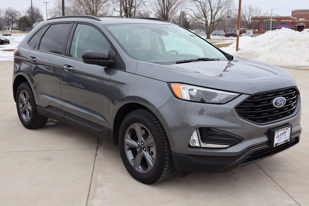 Used 2024 Ford Edge SEL SUV