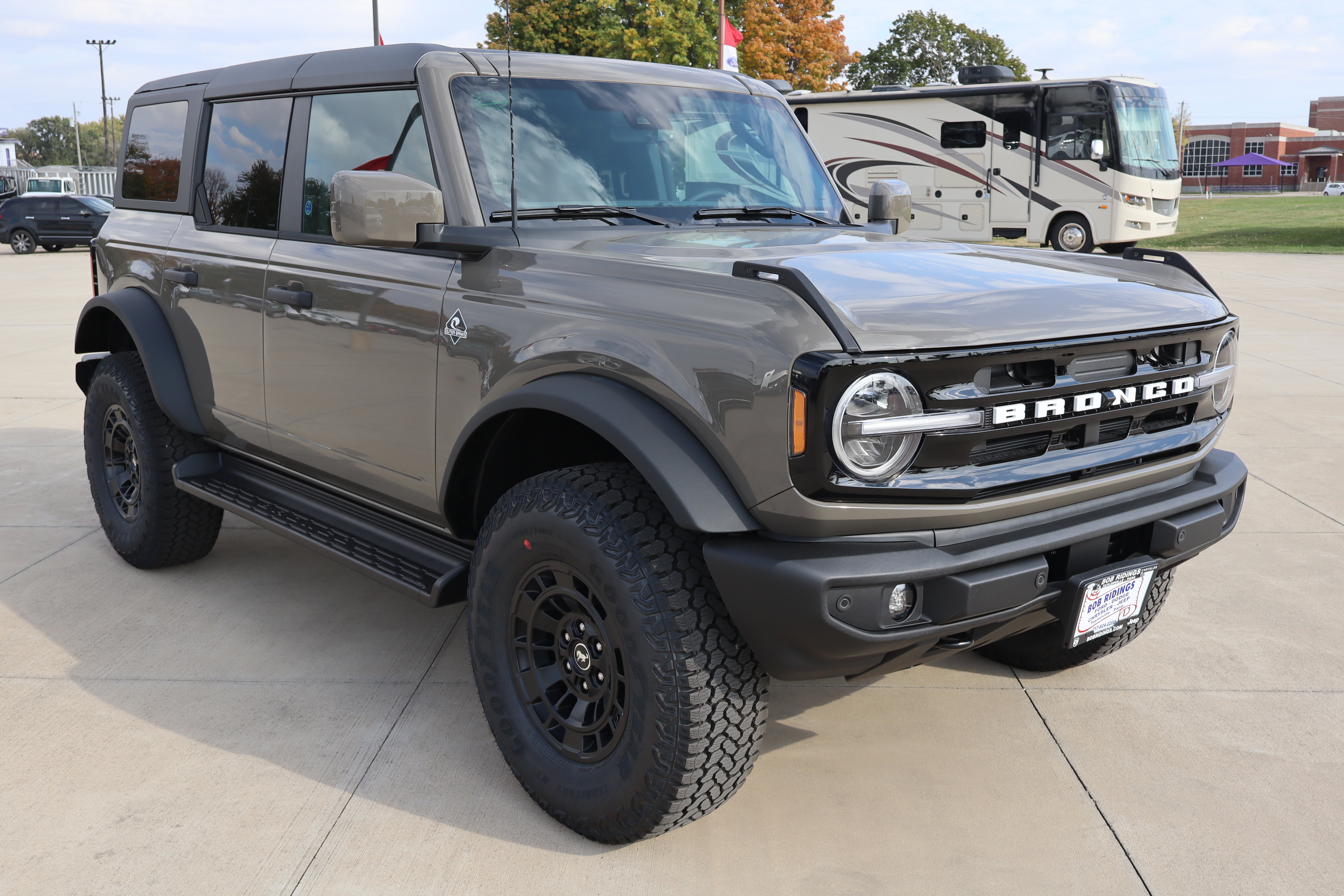 New 2026 Ford Bronco Outer Banks Convertible