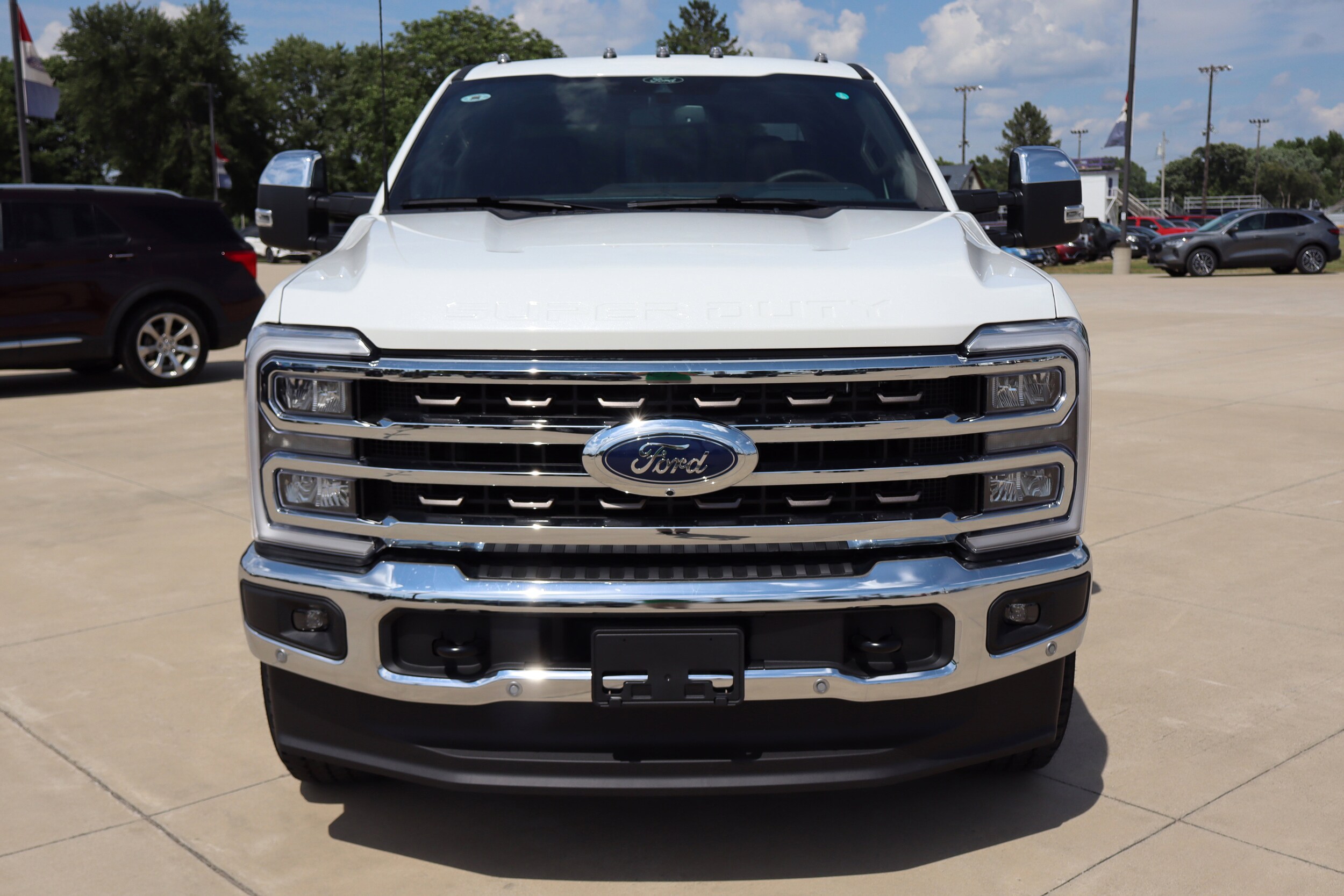 2025 Ford F-350 King Ranch photo 2