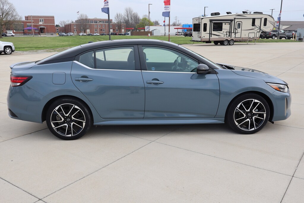 Used 2024 Nissan Sentra SR Sedan