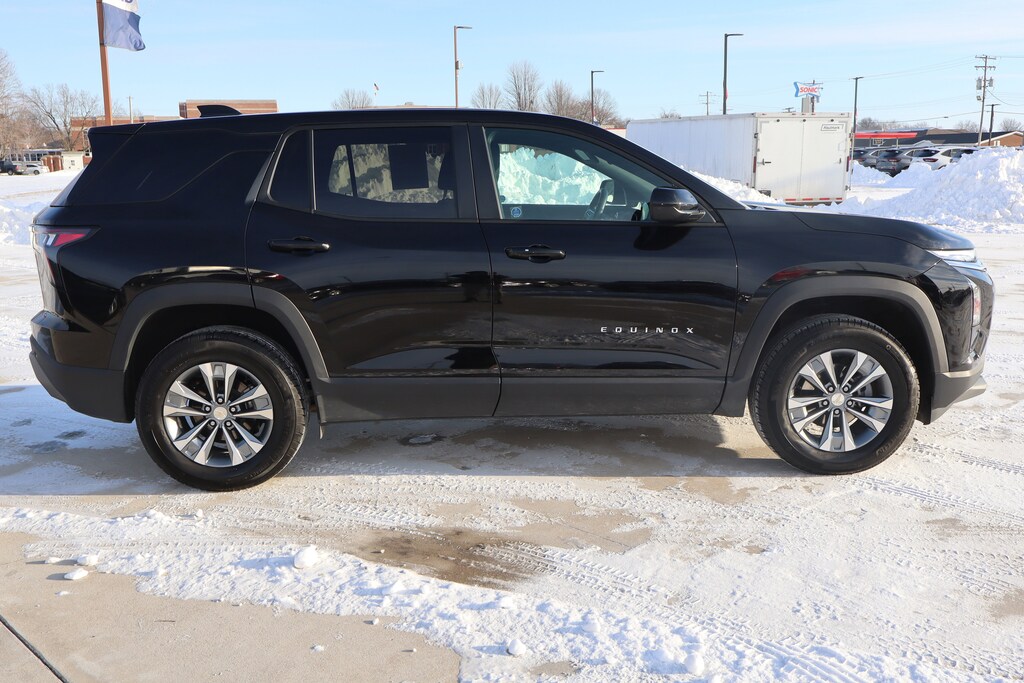 Used 2025 Chevrolet Equinox AWD LT SUV