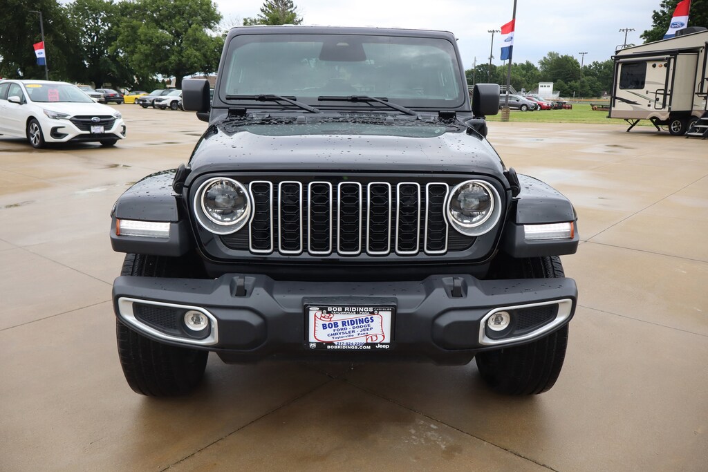 Used 2025 Jeep Wrangler 4xe Sahara SUV