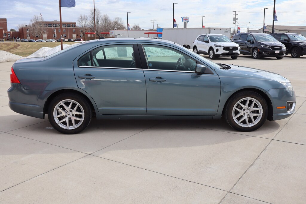 Used 2012 Ford Fusion SEL Sedan