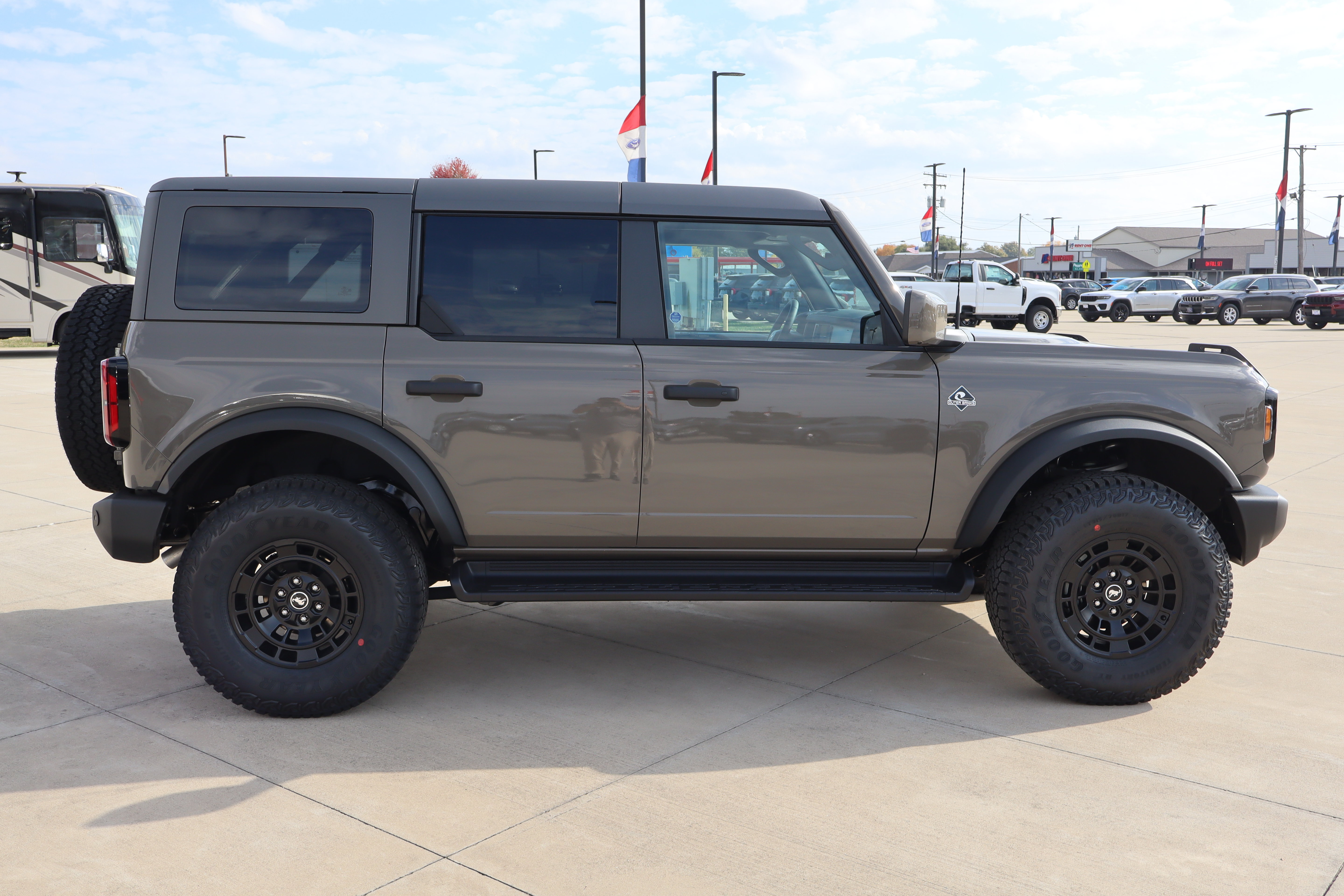 New 2026 Ford Bronco Outer Banks Convertible