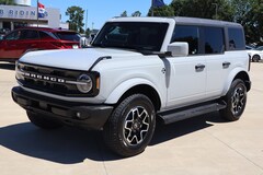2026 Ford Bronco Outer Banks Convertible
