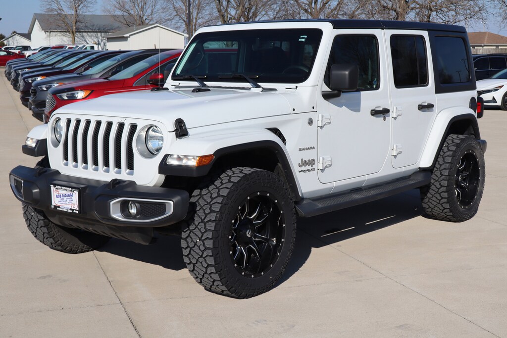 Used 2018 Jeep Wrangler Unlimited Sahara SUV